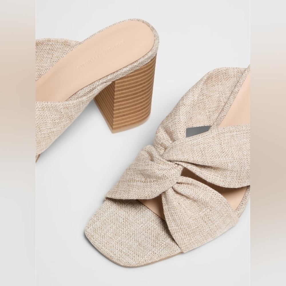 NWT Banana Republic Crossover Heeled Sandal Flax Cream - Picture 5 of 5